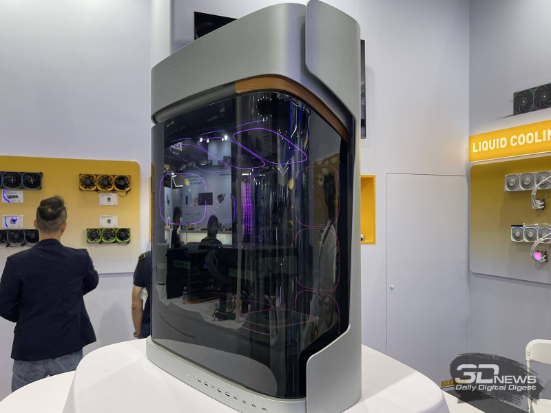 Geometric Future představila na Computex 2026 obří tělesa, zářivé blokové zdroje a nejnovější systémy chlazení kapalného typu.