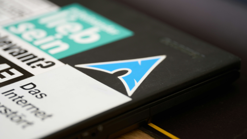 Francie přejde od Windows k Linuxu v státních systémech a odmítne americké softwarové produkty