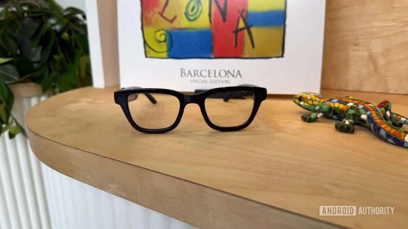 Topový manažer Googlu vysvětlil, proč v roce 2013 projekt Google Glass selhal
