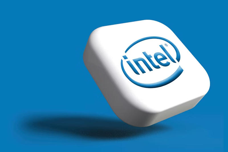 Intel představila technologii 18A‑P: rychlejší, energeticky úspornější a s vylepšeným chlazením