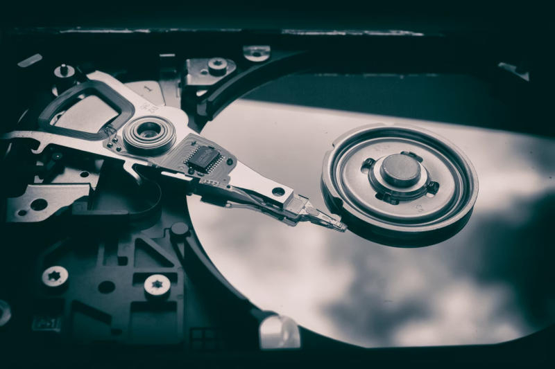 Složitosti archivace v síti roste: Wayback Machine a Wikimedia trpí nedostatkem prostoru na HDD.