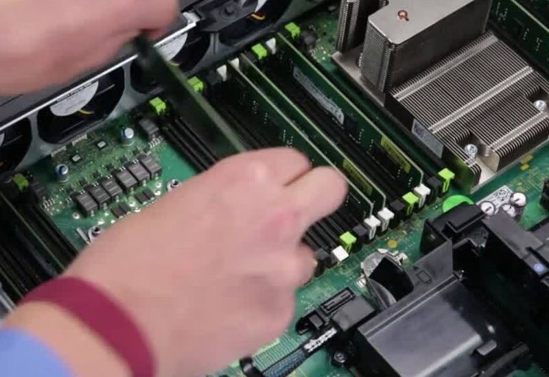 Za pět let se podle šéfa společnosti Dell poptávka po paměti zvýší více než 600krát díky růstu AI čipů.