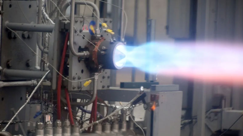 V USA protestoval nejvýkonnější raketový motor s rotující detonací