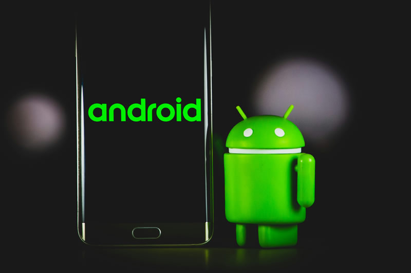Google potvrdila, že 40 % zařízení na Androidu je zranitelných vůči zranitelnosti