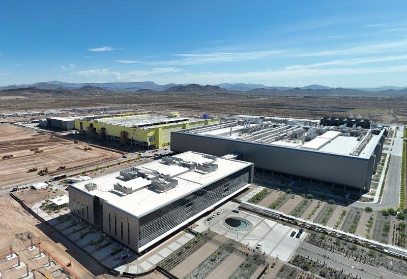 TSMC plánuje investovat až do 250 miliard dolarů do technologického parku v Arizoně, ale čelí řadě překážek