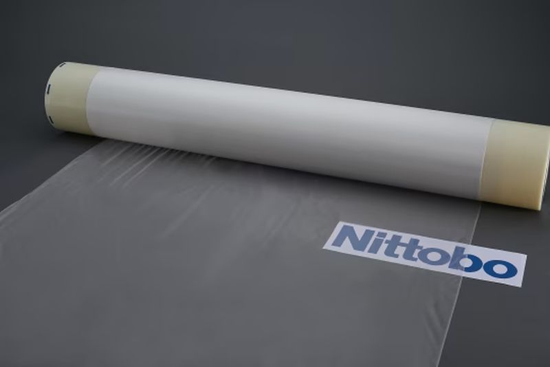 Umělá inteligence je uzavřena ve skleněném vláknu: pouze japonská firma vyrábí potřebné zařízení a poptávka převyšuje nabídku