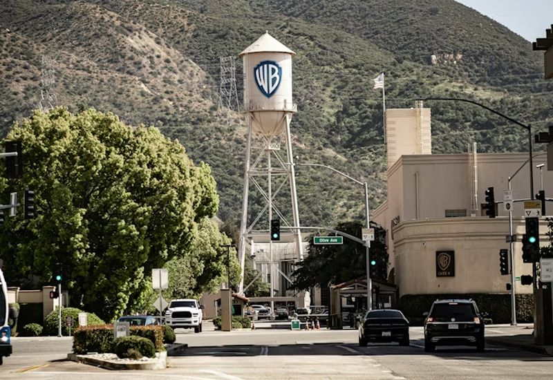Paramount‑Skydance uzavřela dohodu o koupi Warner Bros Discovery za 110 miliard dolarů.