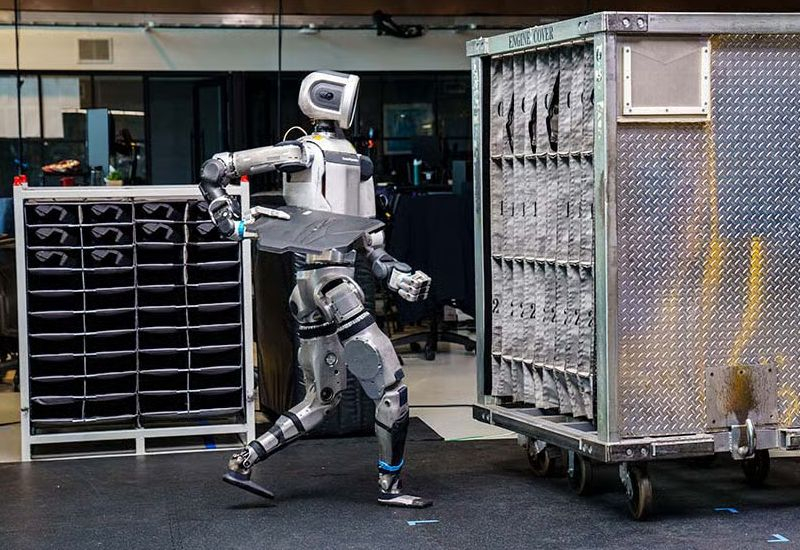 Generální ředitel společnosti Boston Dynamics, která z robotiky udělala ziskový podnik, opouští svou funkci.