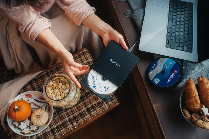 I‑O Data a Verbatim zajišťují pokračování výroby mechanických zařízení a disků Blu‑ray