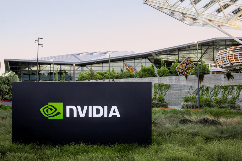 Nvidia oznámila nové projekty: v roce 2027 se představí Rubin Ultra a do roku 2028 je plánován Feynman.