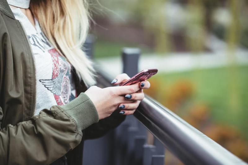 Instagram zakázal end-to-end šifrování pro soukromé zprávy uživatelů.