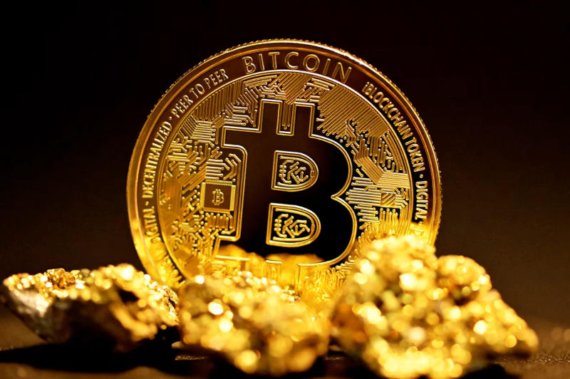 Byla pro Bitcoinu nejhorší týden od února, kdy investoři opustili kryptoměnu a přecházeli k jiným aktivům