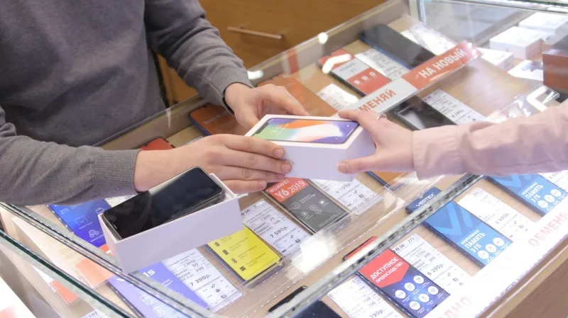 Poptávka po smartfonech po celém světě vzrostla o 1 % v prvním čtvrtletí roku 2026