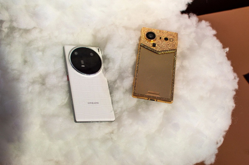 Dreame představila novou řadu tří smartfonů: flagman RS1 se vyznačuje neobvyklým designem a procesorem Snapdragon 8 Elite Gen 5