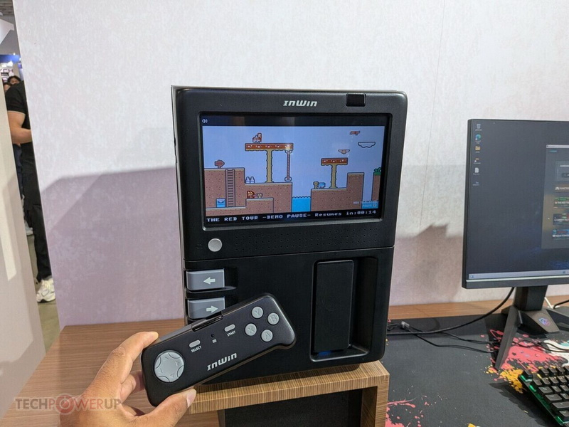 InWin představila korpus GX‑285 vybavený vestavěným retro přístrojem a 10palcovým displejem