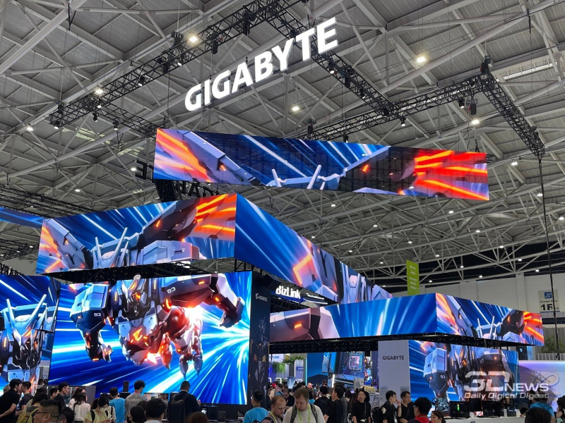 GIGABYTE představil nové herní notebooky a OLED monitory na výstavě Computex 2026